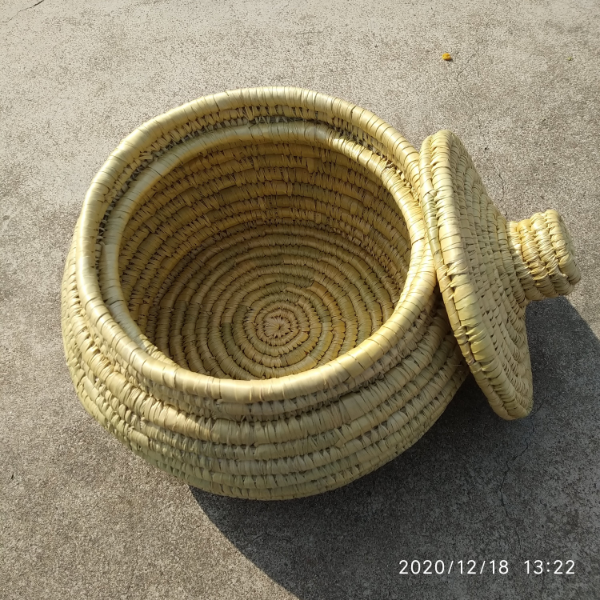 natural and artistic